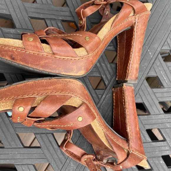 Frye Brown Grace T Strap Sandal Size 9 - Picture 5 of 6